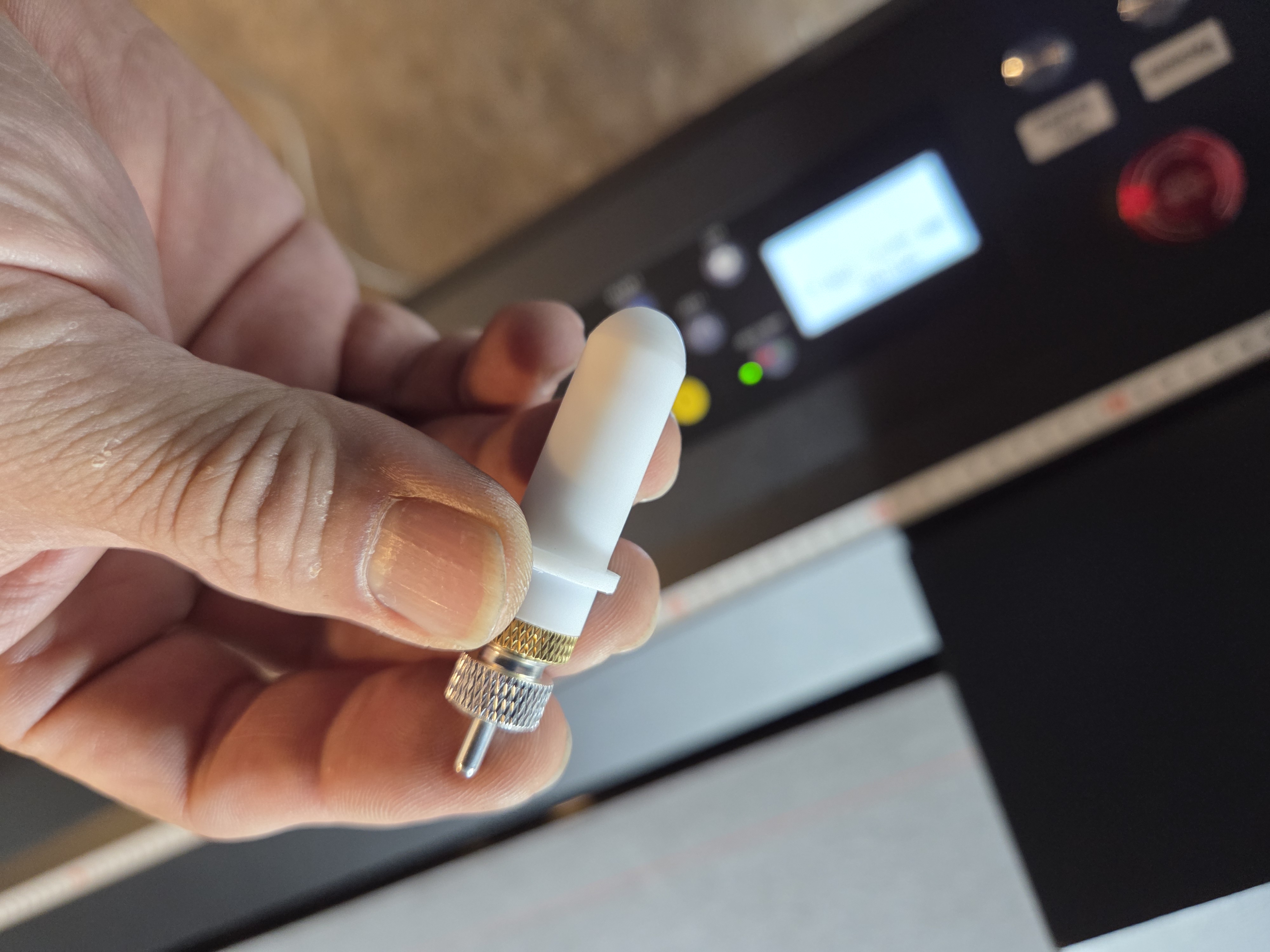 THE LX 인천송도점 F1612 설치완료 첨부파일 : 1758504646_5.jpg