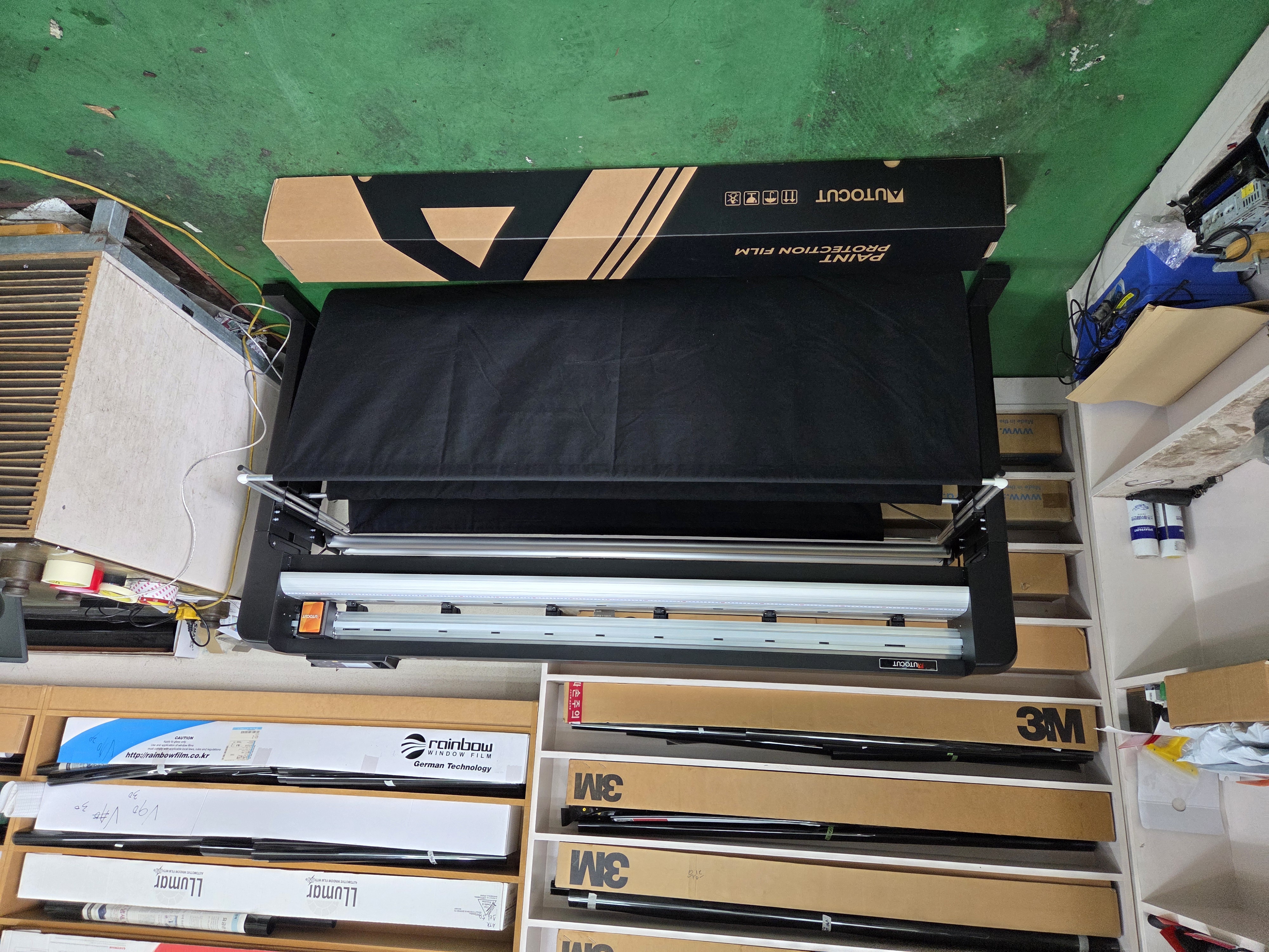순천 월드자동차용품점 PPF재단기 설치완료 첨부파일 : 1764131364_1.jpg