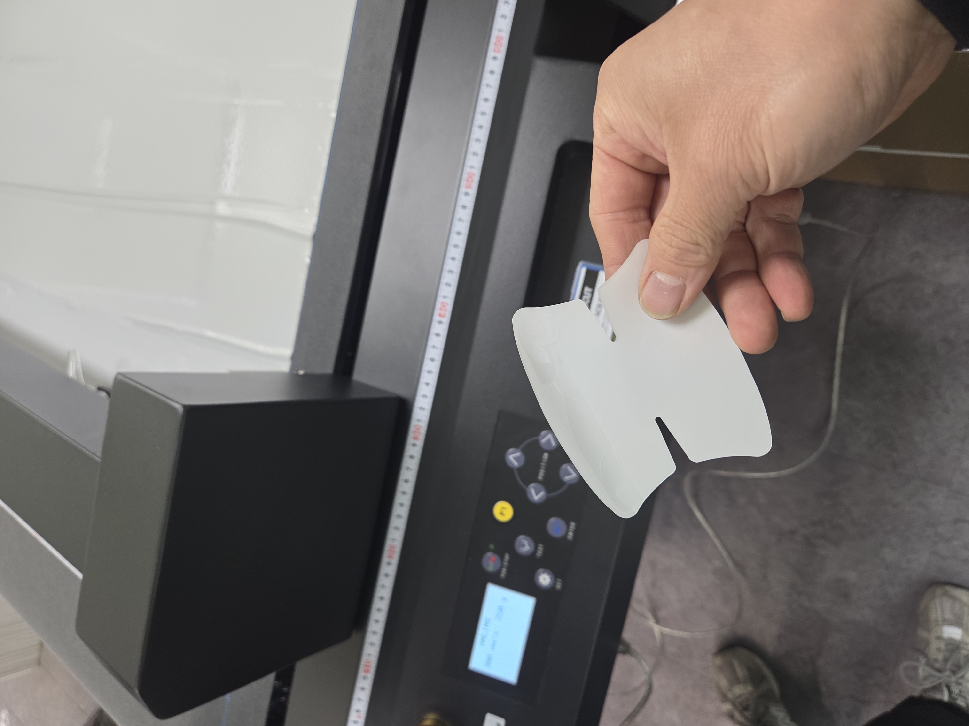 인천 뉴본 F1612 평판재단기 설치 첨부파일 : 1772770936_10.jpg